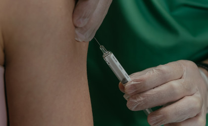 Вакцинация детей и взрослых